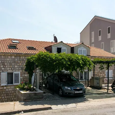 Apartmán Lala *